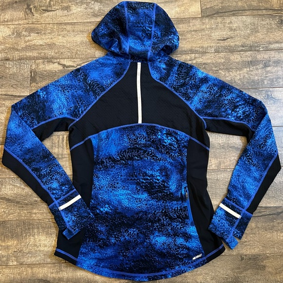 New Balance Long Sleeve Half-Zip Hooded top. Size M. - Picture 2 of 5